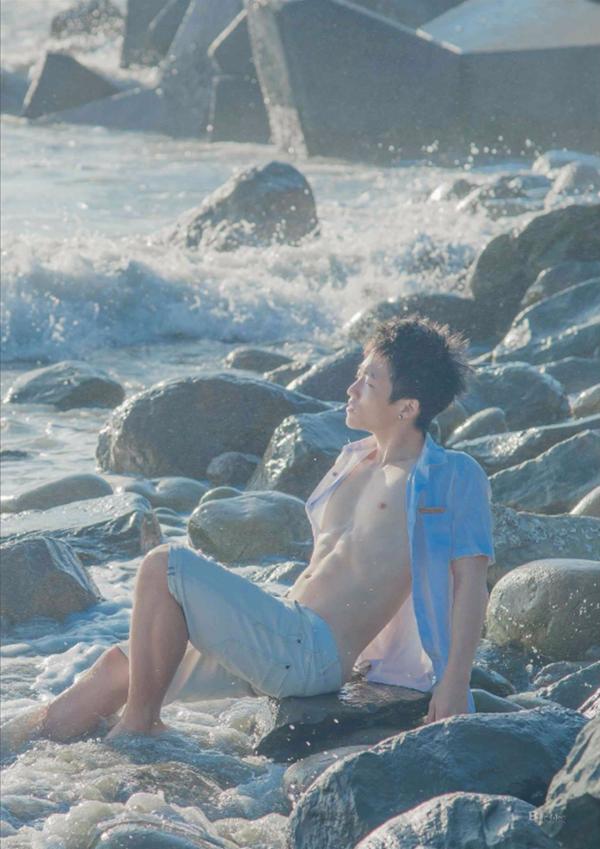 PHOTO-SET-Whoseman-1-吳敵警長來囉~~~我的靴子裡有蛇